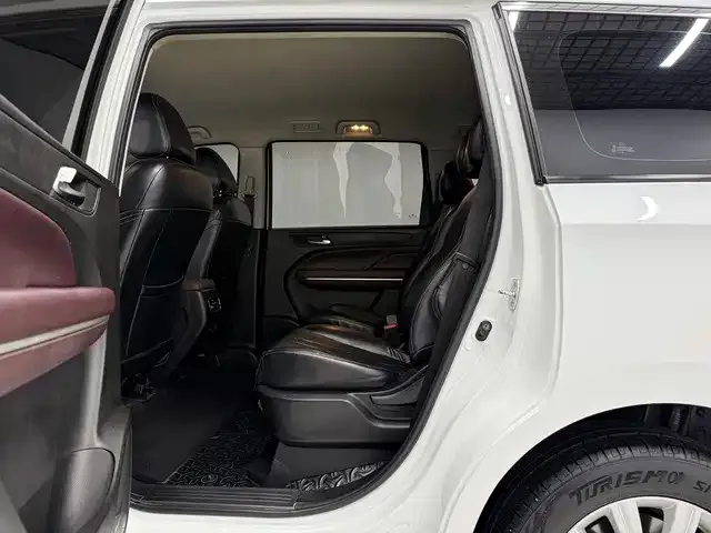 GAC Trumpchi M6 — Фото автомобиля 8