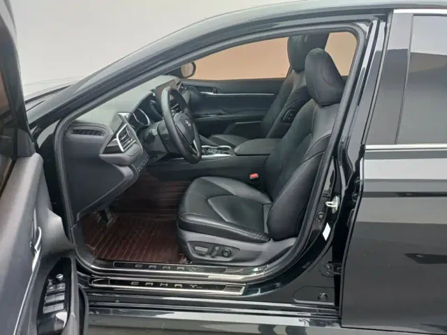 Toyota Camry — Фото автомобиля 13