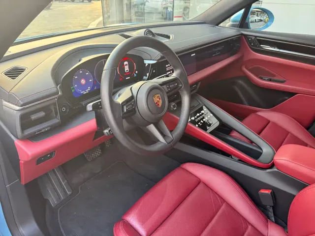Porsche Macan EV — Фото автомобиля 9