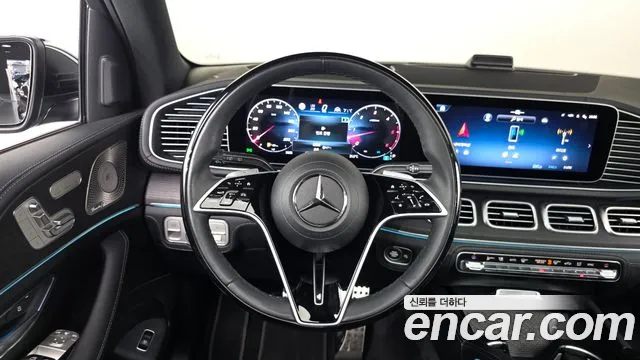 Mercedes-Benz GLS-Class — Фото автомобиля 10
