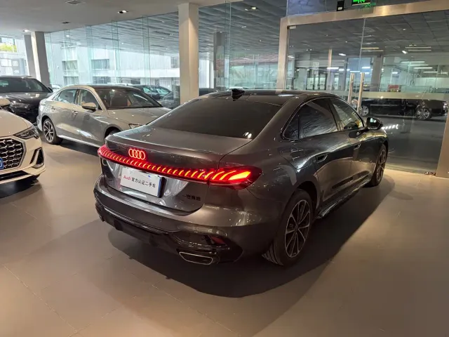 Audi A5L — Фото автомобиля 4