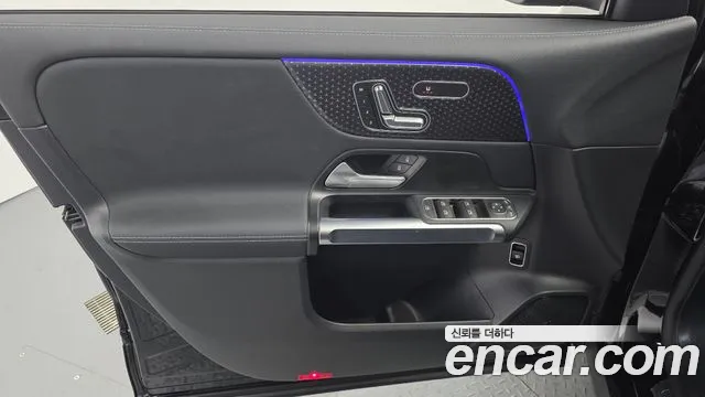 Mercedes-Benz EQB X243 — Фото автомобиля 24