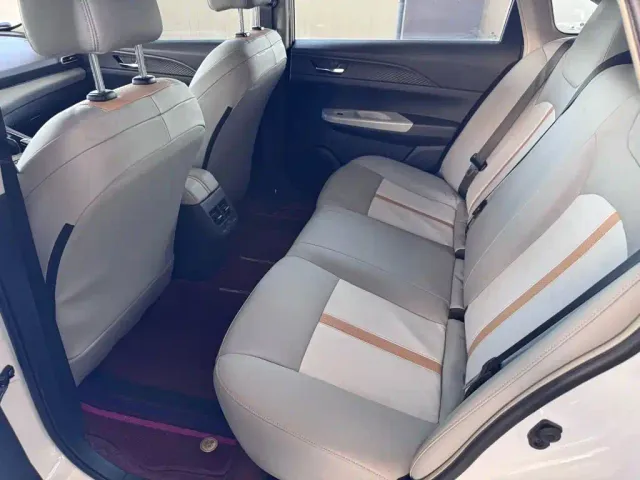 Dongfeng Aeolus Dongfeng Fengshen E70 2023 PRO Changxing Edition — Фото автомобиля 6