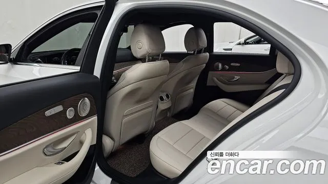 Mercedes-Benz E-Class W213 — Фото автомобиля 18