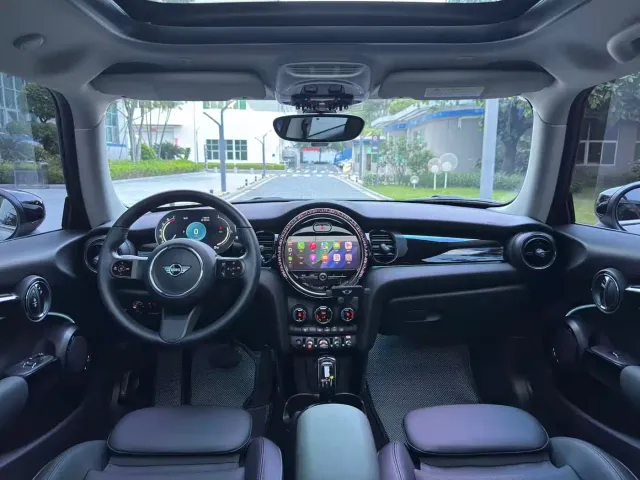 MINI Hatch — Фото автомобиля 12