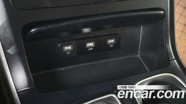 Kia Canival Carnival 4 поколение Дизель 9 мест Prestige — Фото автомобиля 18