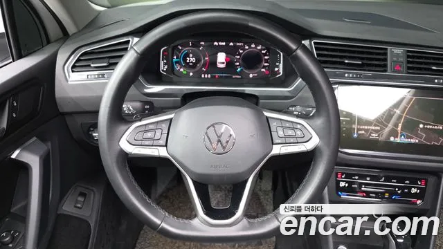 Volkswagen Tiguan Generation 2 — Фото автомобиля 13