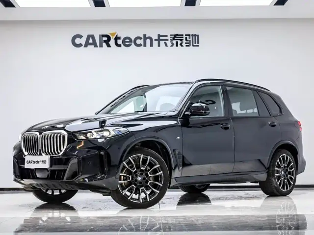 Фотография автомобиля — BMW X5