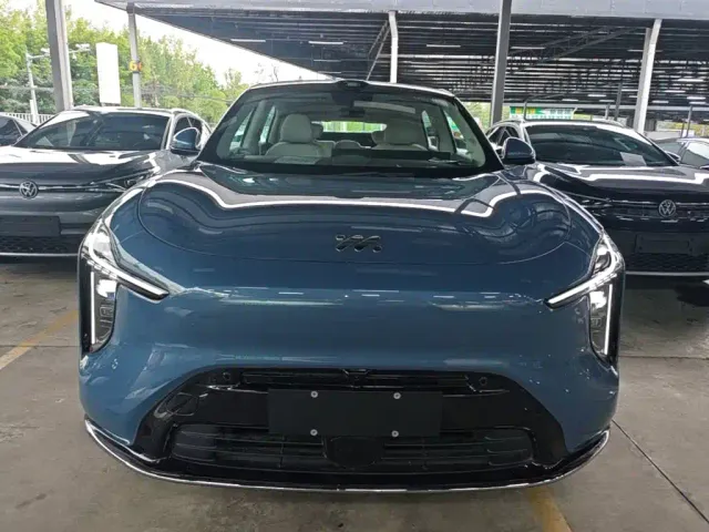 IM Motors LS6 — Фото автомобиля 2