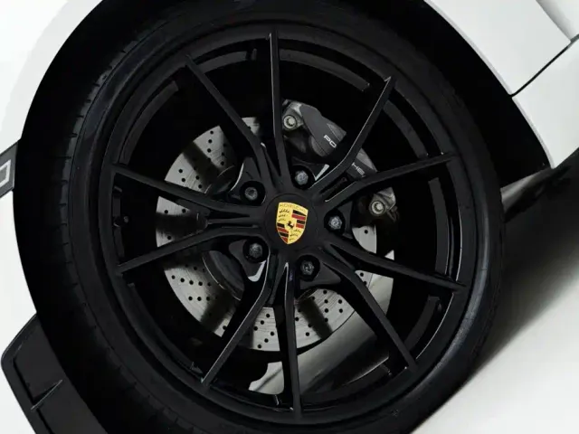 Porsche 718 — Фото автомобиля 7