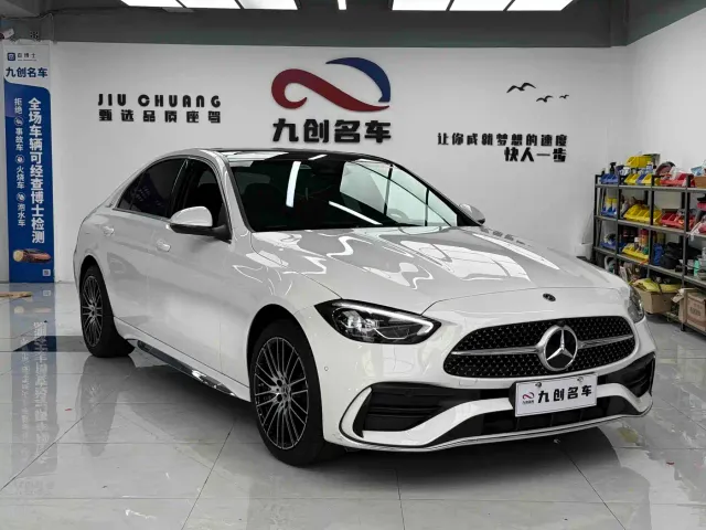 Mercedes-Benz C-Class — Фото автомобиля 3