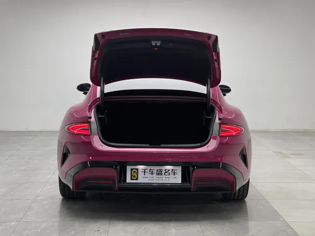 Xiaomi SU7 — Фото автомобиля 10