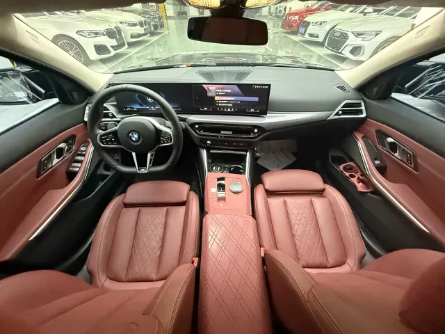 BMW 3 Series — Фото автомобиля 9