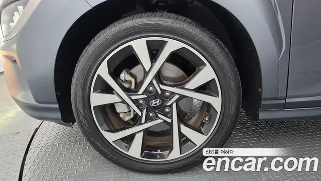 Hyundai Kona Новый Kona Бензин 1.6 турбо 2WD — Фото автомобиля 5