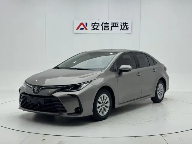 Фотография автомобиля — Toyota Corolla