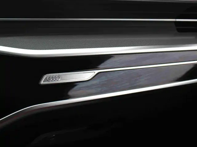 Audi A6L — Фото автомобиля 10