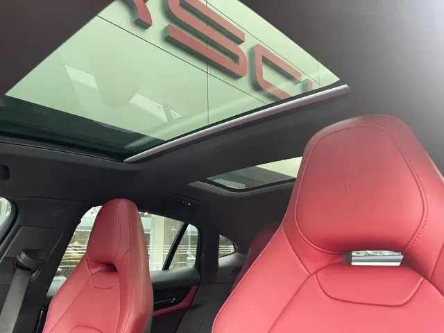 Porsche Panamera — Фото автомобиля 14
