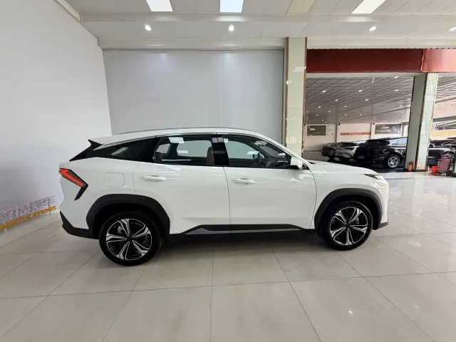 Geely Galaxy L7 — Фото автомобиля 12