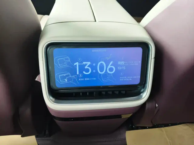 Xiaomi YU7 — Фото автомобиля 20