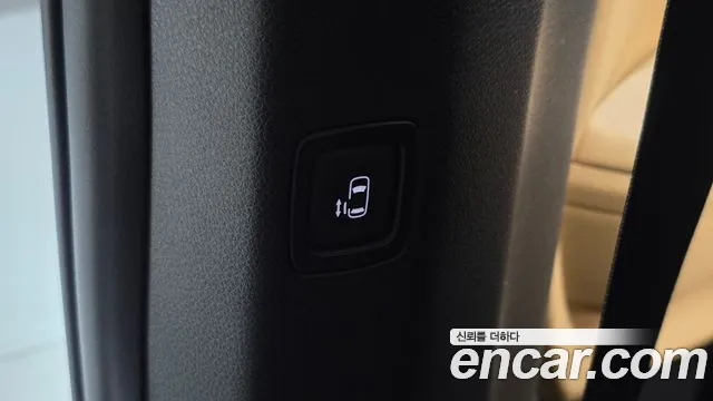 Kia Canival Carnival 4 поколение Дизель 7 мест Signature — Фото автомобиля 14