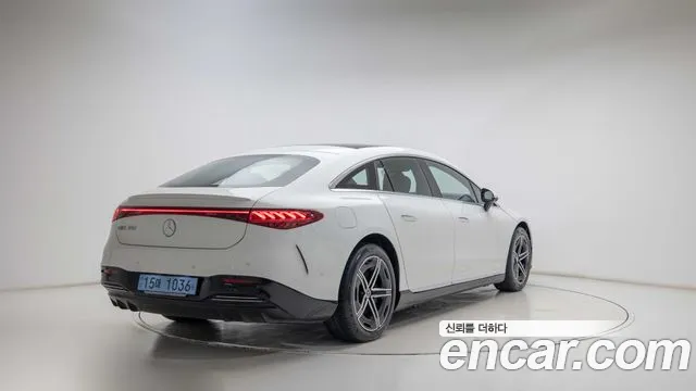 Mercedes-Benz EQS — Фото автомобиля 2