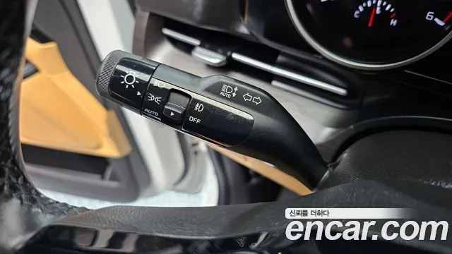 Kia Canival Carnival 4 поколение Дизель 9 мест Prestige — Фото автомобиля 18