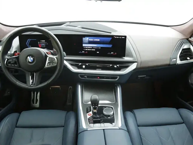 BMW XM — Фото автомобиля 7