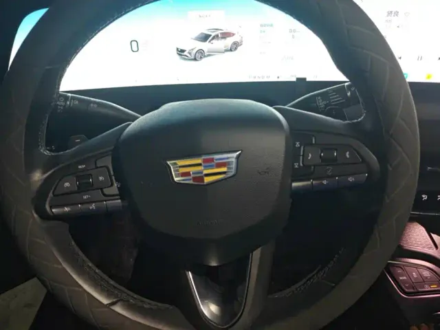 Cadillac CT5 — Фото автомобиля 15