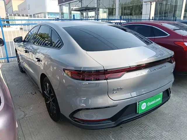 BYD Han — Фото автомобиля 4