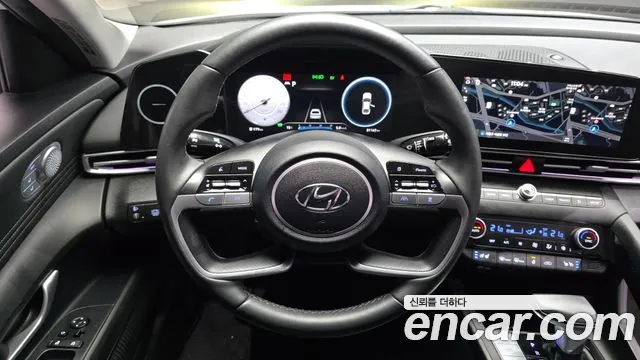 Hyundai Avante CN7 — Фото автомобиля 13