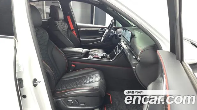 Genesis GV80 — Фото автомобиля 25