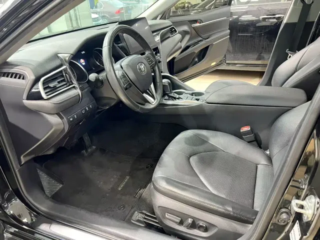 Toyota Camry — Фото автомобиля 6