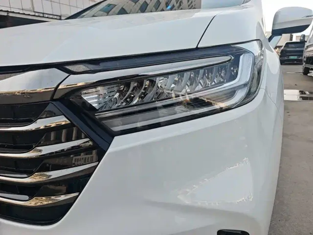 Honda Odyssey — Фото автомобиля 23