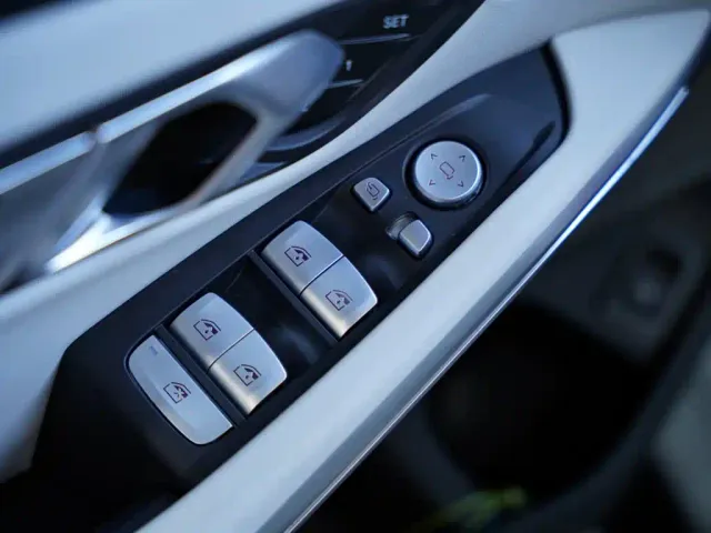 BMW BMW M3 2024 M3 Sedan M xDrive Competition — Фото автомобиля 22