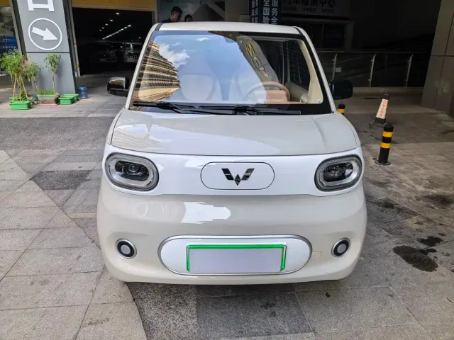 Wuling Hongguang Mini EV — Фото автомобиля 2