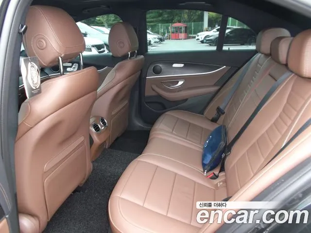 Mercedes-Benz E-Class W213 — Фото автомобиля 13
