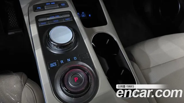 Genesis GV70 2.5T Бензин 2WD — Фото автомобиля 9