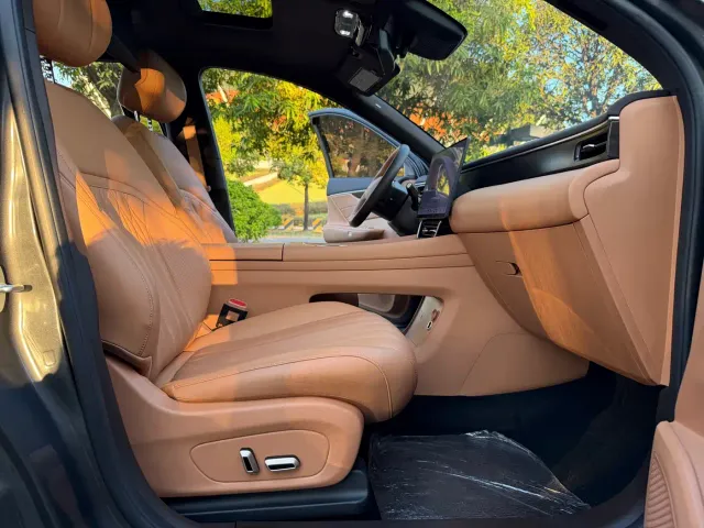 Dongfeng Aeolus L8 — Фото автомобиля 16