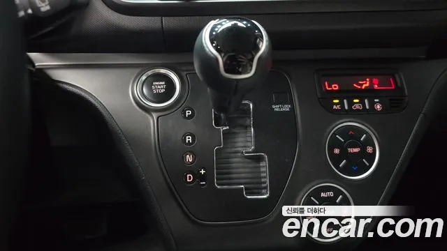 Kia RAY Новый Kia Ray Signature — Фото автомобиля 9