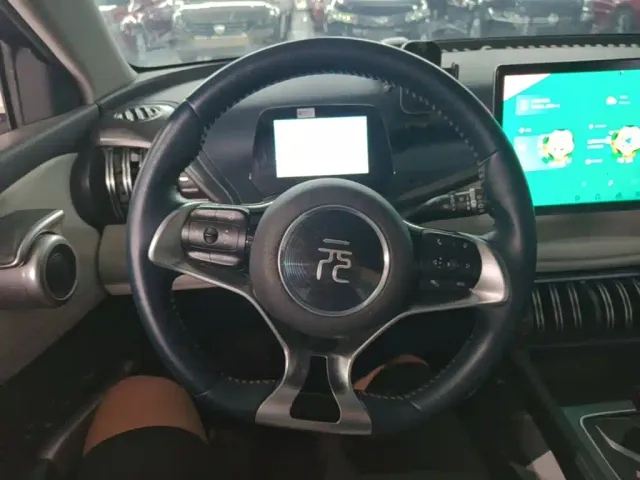 BYD Yuan PLUS — Фото автомобиля 10