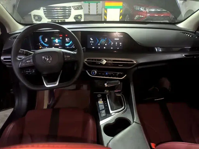Changan Eado — Фото автомобиля 9