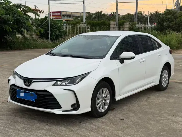 Фотография автомобиля — Toyota Corolla