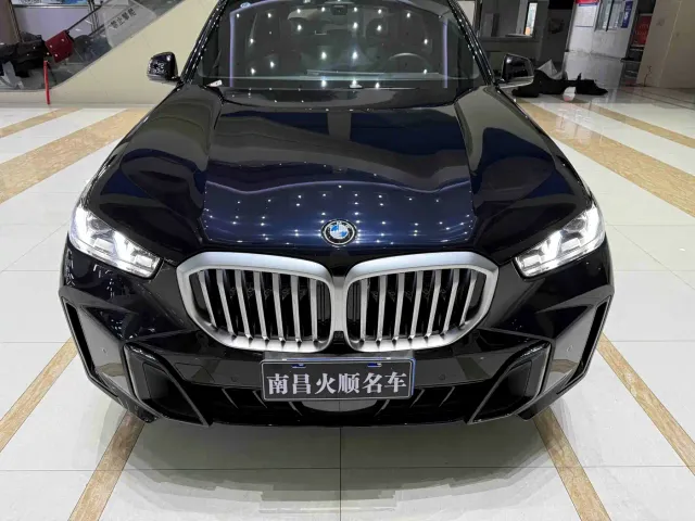 BMW X5 — Фото автомобиля 8