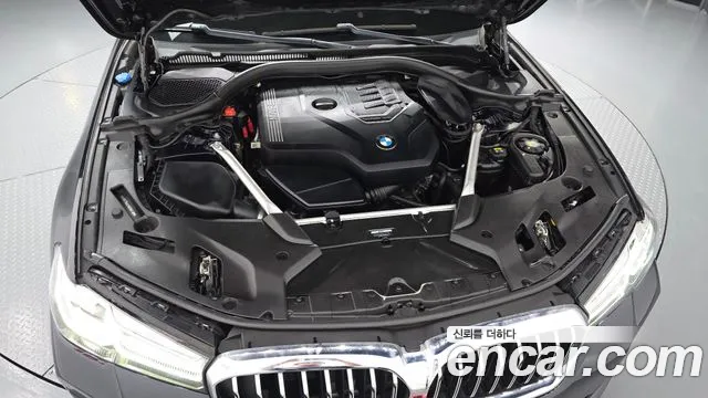 BMW 5 Series G30 — Фото автомобиля 6