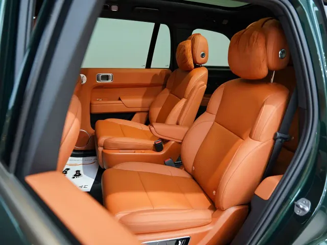 Li Auto L9 — Фото автомобиля 14
