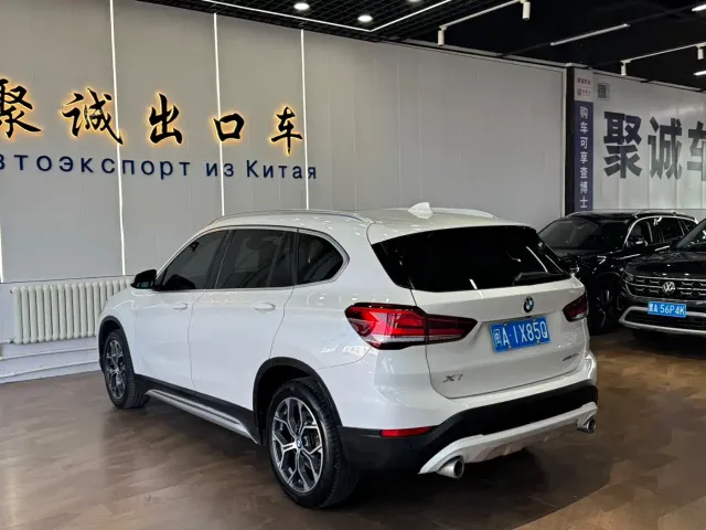 BMW X1 — Фото автомобиля 7