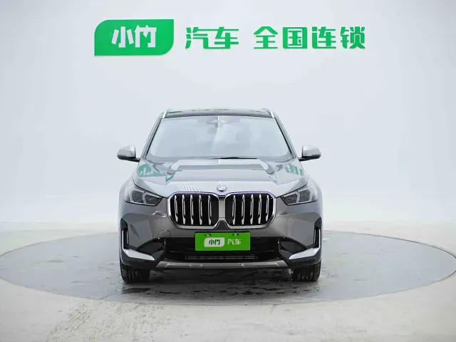 BMW X1 — Фото автомобиля 2