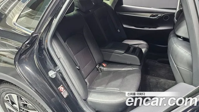 Hyundai Grandeur (New) Hybrid — Фото автомобиля 17