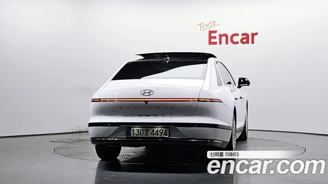 Hyundai Grandeur GN7 — Фото автомобиля 4