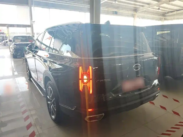 GAC Trumpchi GS8 — Фото автомобиля 4